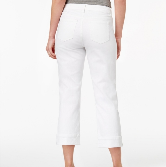 NWT Women's Style & Co Denim Cuffed Curvy Capri - Picture 9 of 10